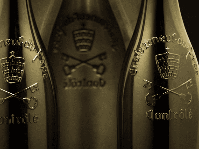 Châteauneuf-du-Pape: o vinho que tem sua origem ligada aos papas